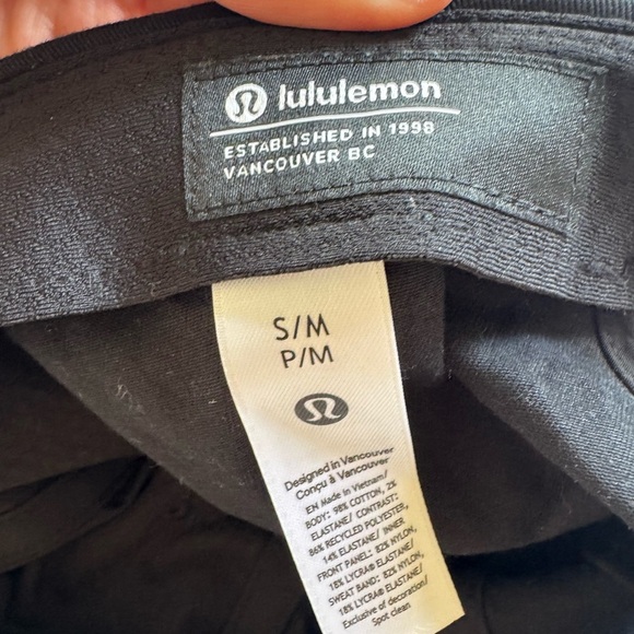Lululemon Athletica Black Minimalist Hat S/M - Picture 5 of 5